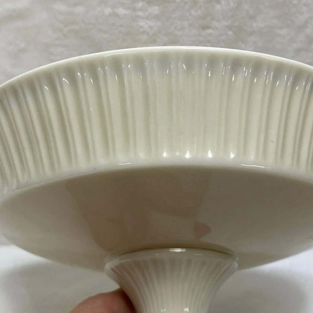 Lenox Ivory Groove Pedestal Compote Dish 24K Gold Rim‎ Candy Nut Bowl